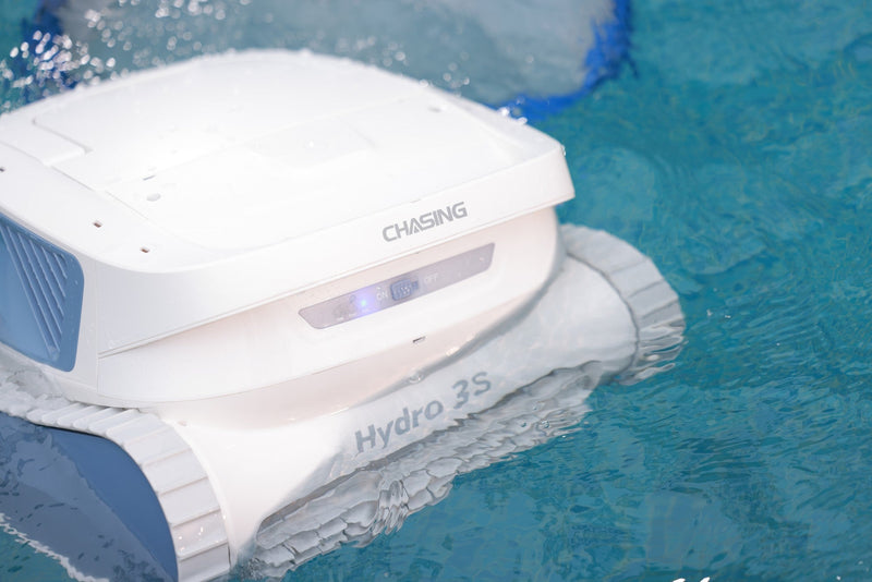 Chasing Hydro 3S pool cleaner floating at the pool surface, close-up