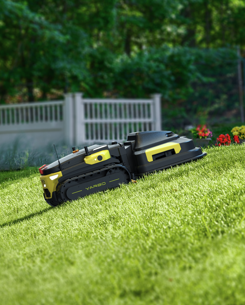 Yarbo Lawn Mower Pro + Trimmer bundle detail